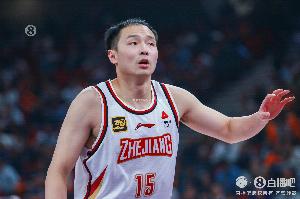 直播吧：浙江曾為王奕博開400萬年薪合同 但無力匹配青島三年頂薪