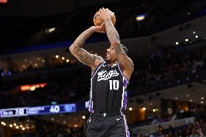 NBA文藝復(fù)興?????阿贊SGA引領(lǐng)中投新潮流 杜詹獺兔上榜??