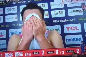 亞洲杯前宣稱目標(biāo)奪冠！日本慘敗黎巴嫩無(wú)緣8強(qiáng) 富永啟生賽后哭了