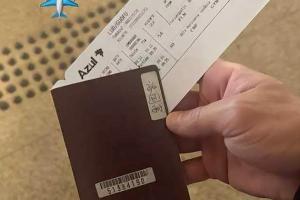 仍是中國(guó)人！洛國(guó)富曬照，他使用中國(guó)護(hù)照乘飛機(jī)，乘客名luoguofu