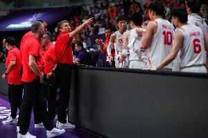 場上打得好 場下打得也好！中國男籃打崩直播吧服務器??！