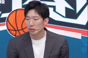 中國貝弗利！周琦：防守干得特別好 這就是高詩巖留下的原因
