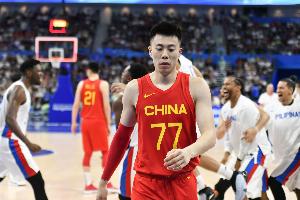 媒體人:胡明軒錯失絕殺全隊安慰 張鎮(zhèn)麟則被隊友錄節(jié)目公開提意見