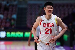胡金秋：這支中國(guó)男籃非常團(tuán)結(jié) 都想為身上穿的這件China做點(diǎn)什么