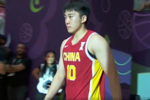 王俊杰落淚了！王俊杰和胡金秋入選本屆亞洲杯最佳陣容