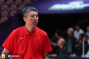 楊毅：現(xiàn)在你可以吹郭士強(qiáng) 但咱很了解他 長遠(yuǎn)看男籃還可能選外教