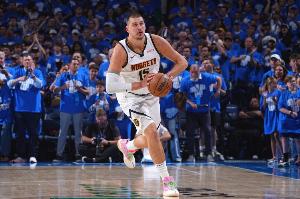 卡牌大師！自約基奇加入NBA以來 他已傳球57164次 為聯(lián)盟同期最多