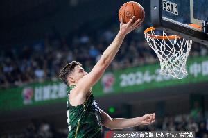 媒體人：CBA引進外援受NBA和歐洲影響不小 利夫在歐洲3年300萬刀