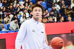 媒體人：趙睿去北京男籃的話 CBA真是沒有球隊(duì)能跟他們打了