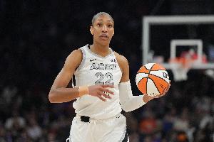 阿賈-威爾遜18分9板 王牌擊敗天空豪取11連勝 里斯空取10分17板
