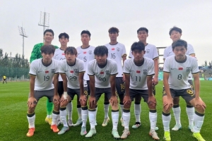 補時最后一分鐘李源捷頭球中柱，中國U18隊1-2憾負韓國