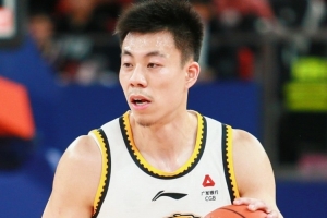 媒體人：遼寧對(duì)張鎮(zhèn)麟&付豪的交易持開放態(tài)度 民企球隊(duì)生存壓力大