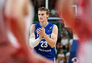 FIBA大殺器！馬爾卡寧出戰(zhàn)32分鐘 15中7&14罰12中砍28分6板7助2斷